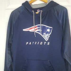 New England Patriots Majestic Hoodie - Men's Large
